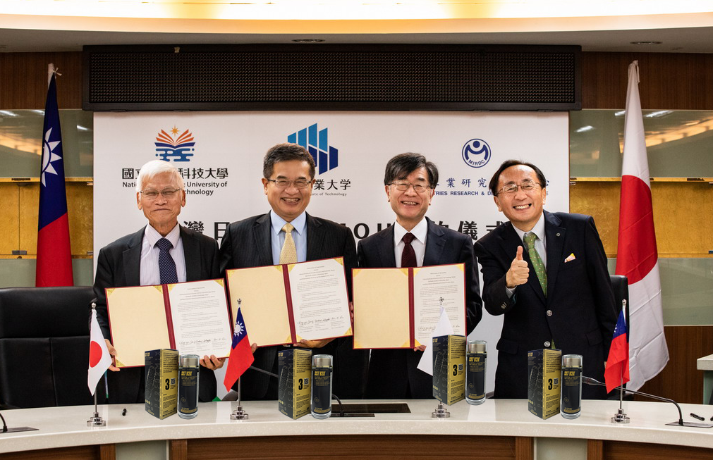 1747466748786164.png 4.png